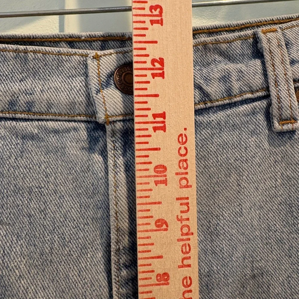 Vintage Levi's 550 Jeans Mens 34x30 (Tag 36x30) USA Light Wash 90s‎ Distressed